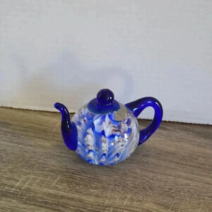 Art Glass Teapot  Paperweight